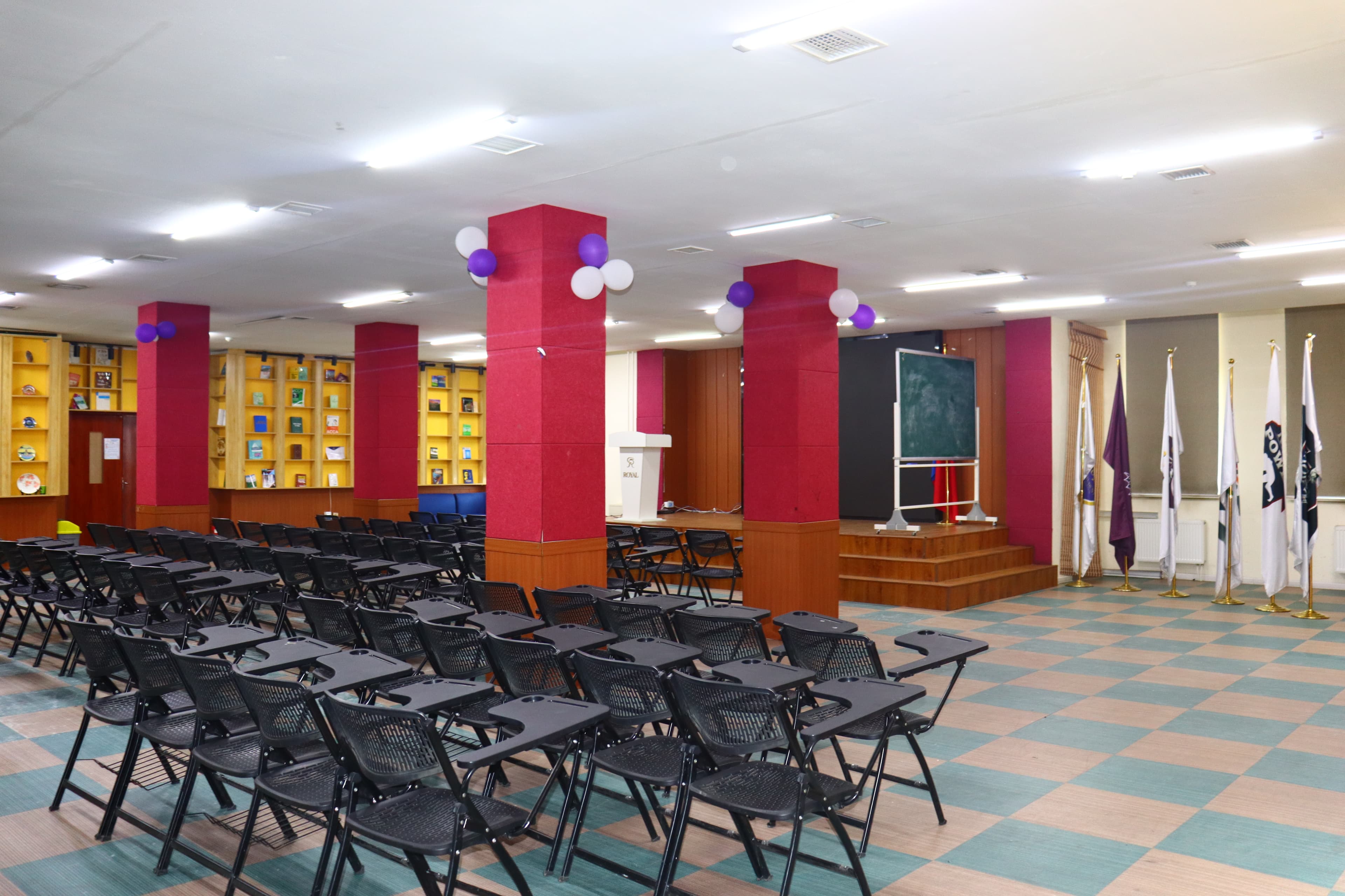 RIU students at the graduation ceremony